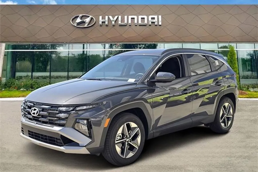 2026 Hyundai Tucson SEL photo 1