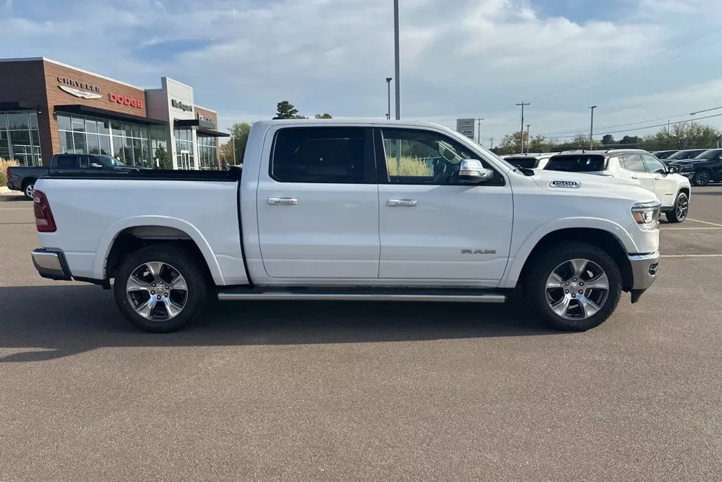 2019 Ram 1500 Laramie photo 1