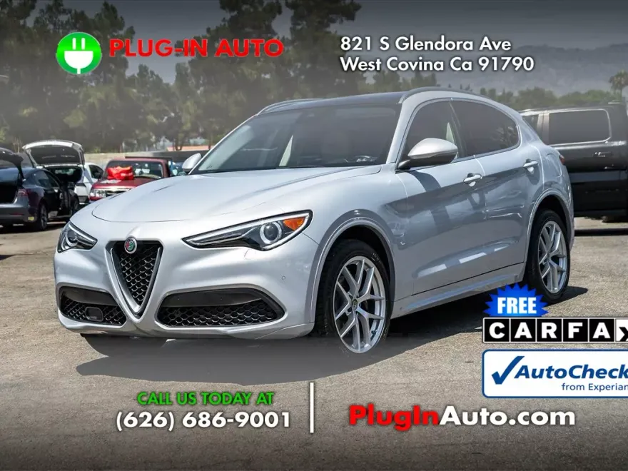 2021 Alfa Romeo Stelvio Ti photo 1