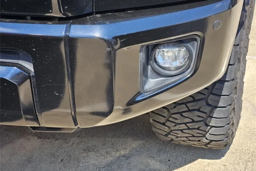 2018 Toyota Tundra SR5 photo 1