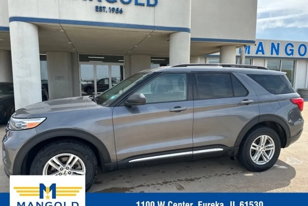 2021 Ford Explorer XLT photo 1