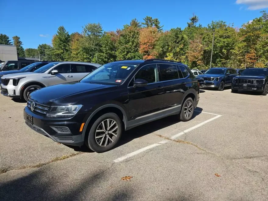 2020 Volkswagen Tiguan SE photo 1