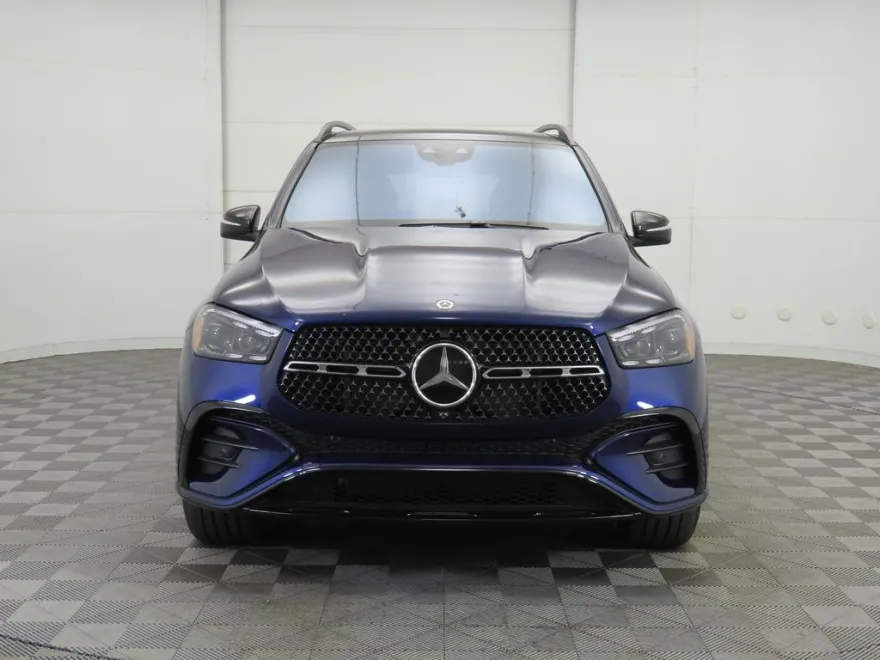 2025 Mercedes Benz GLE 450 4MATIC photo 1