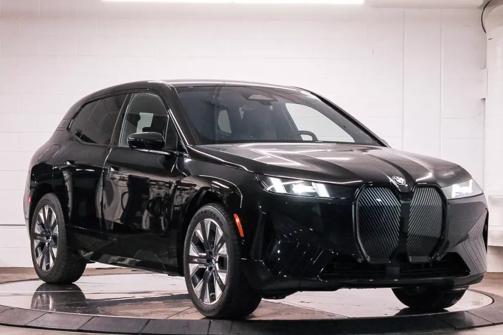 2026 Bmw iX photo 1