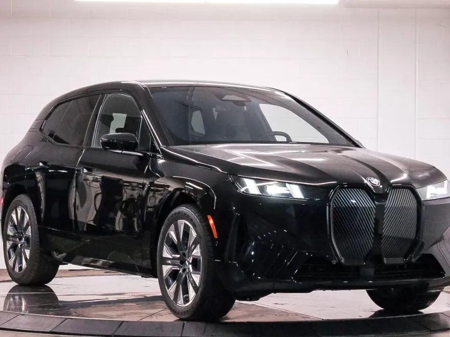 2026 Bmw iX photo 1