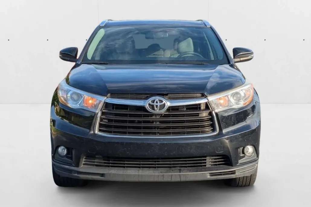 2016 Toyota Highlander XLE photo 1