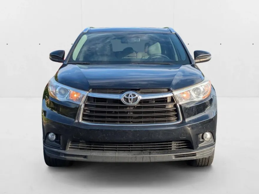 2016 Toyota Highlander XLE photo 1