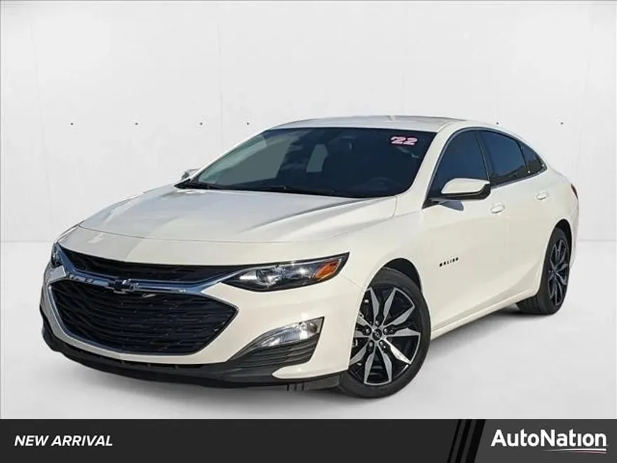 2022 Chevrolet Malibu RS photo 1
