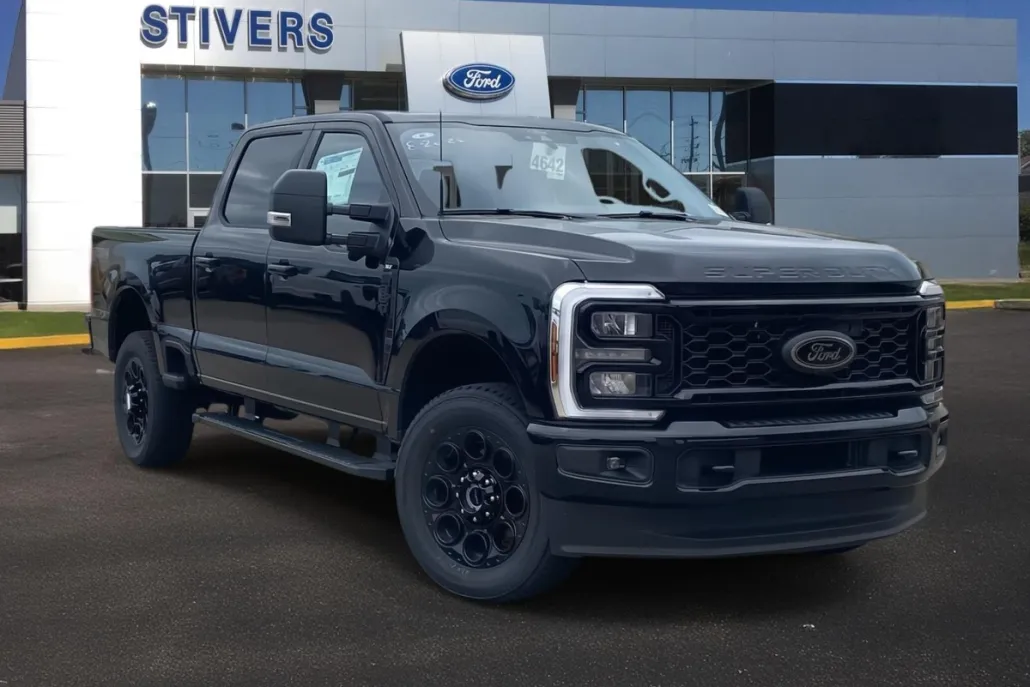 2026 Ford F-250 XLT photo 1