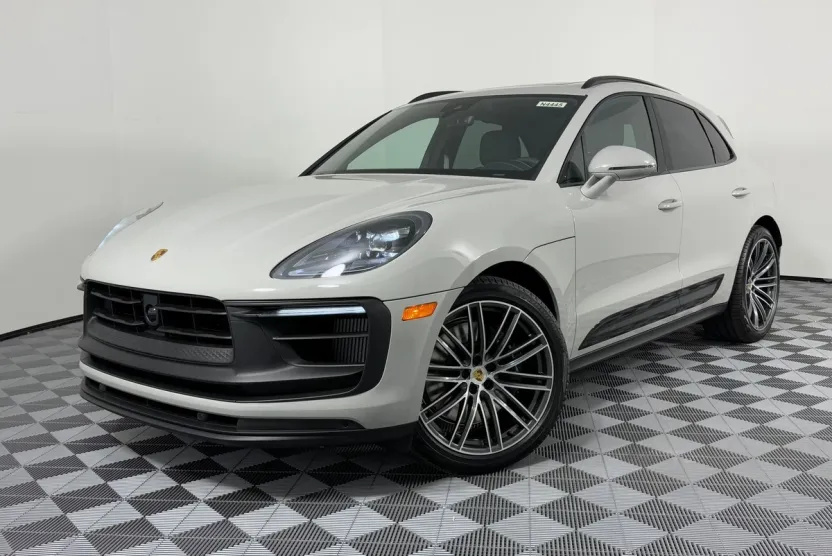 2026 Porsche Macan GTS photo 1