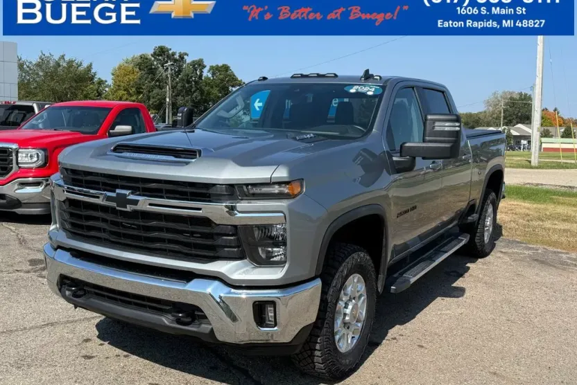 2024 Chevrolet Silverado 2500HD LT photo 1