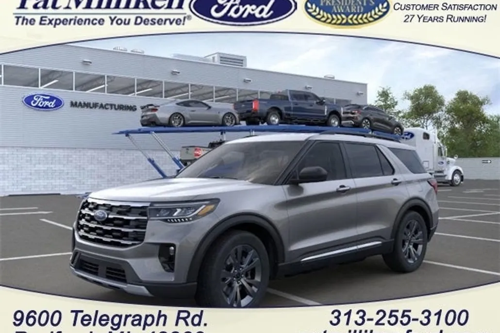 2025 Ford Explorer photo 1