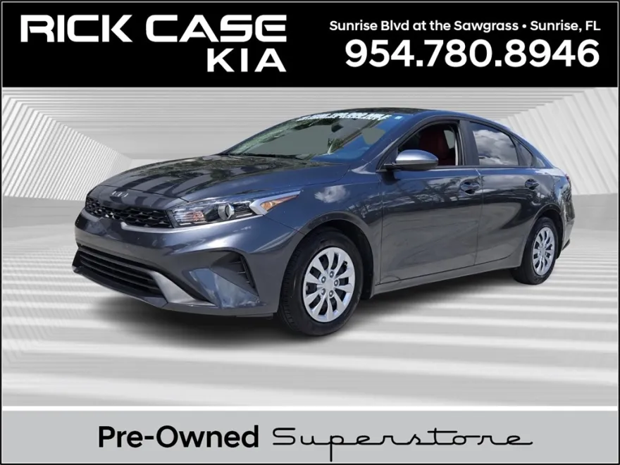 2024 Kia Forte LXS photo 1