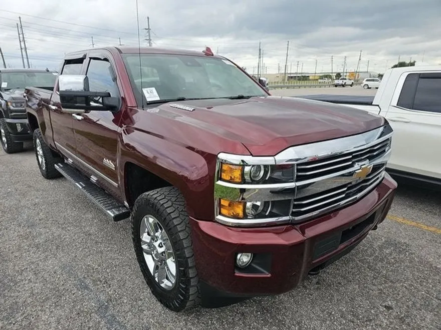 2016 Chevrolet Silverado 2500HD High Country photo 1