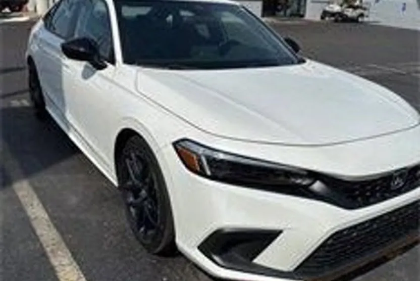 2022 Honda Civic Si photo 1