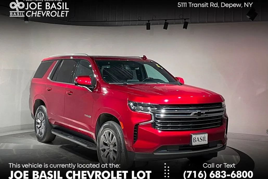 2023 Chevrolet Tahoe LT photo 1