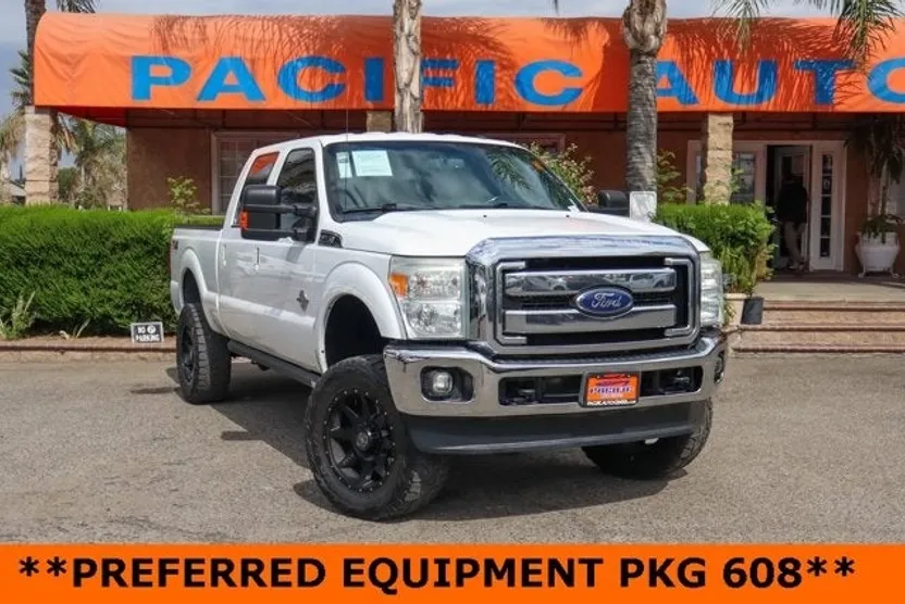 2015 Ford F-250 photo 1