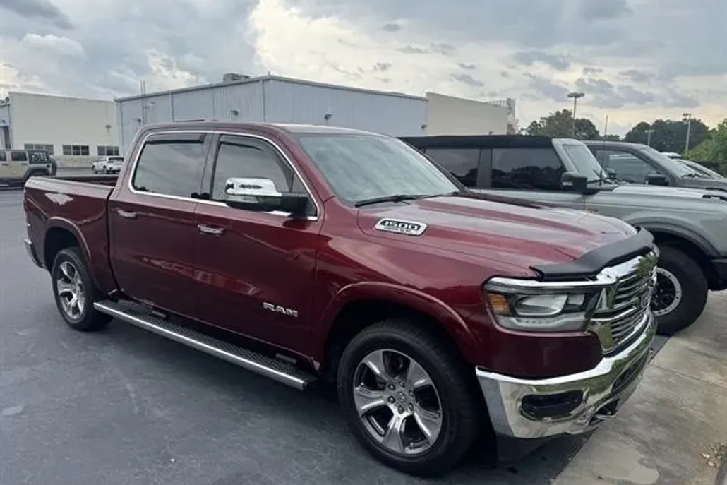 2020 Ram 1500 Laramie photo 1
