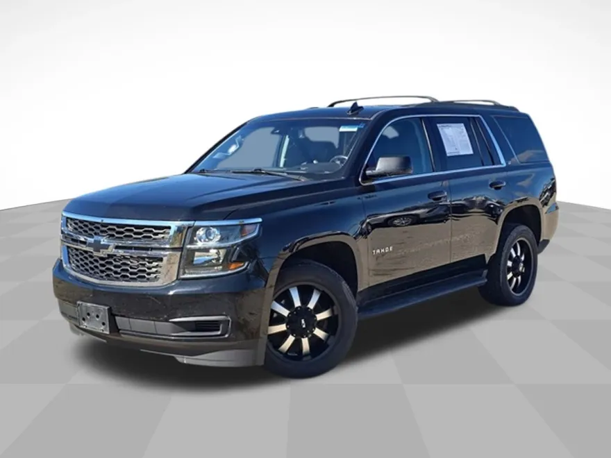 2016 Chevrolet Tahoe LT photo 1