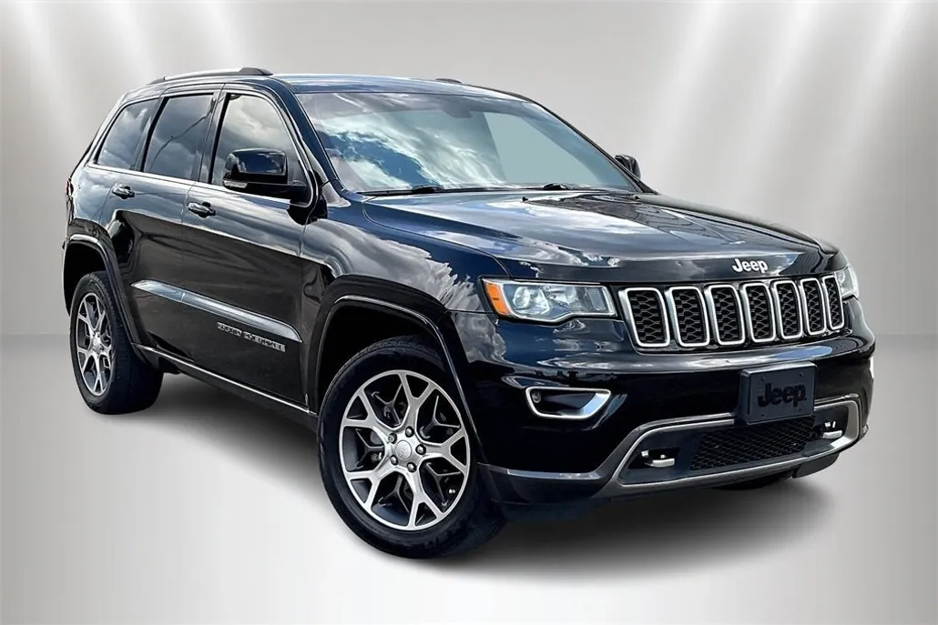 2018 Jeep Grand Cherokee Sterling Edition photo 1