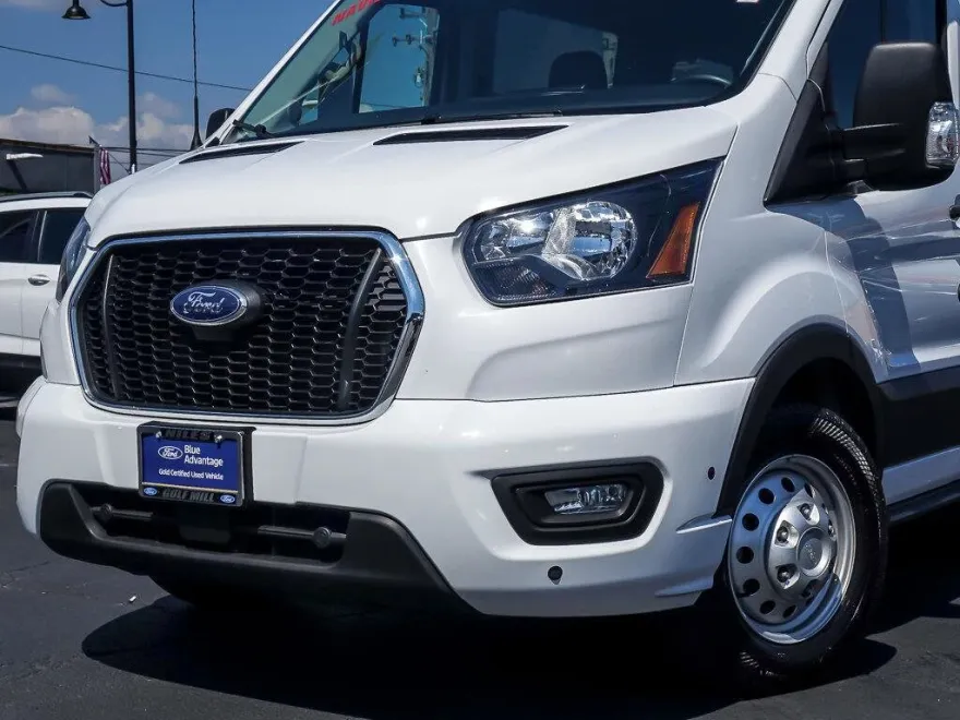 2024 Ford Transit Passenger XLT photo 1