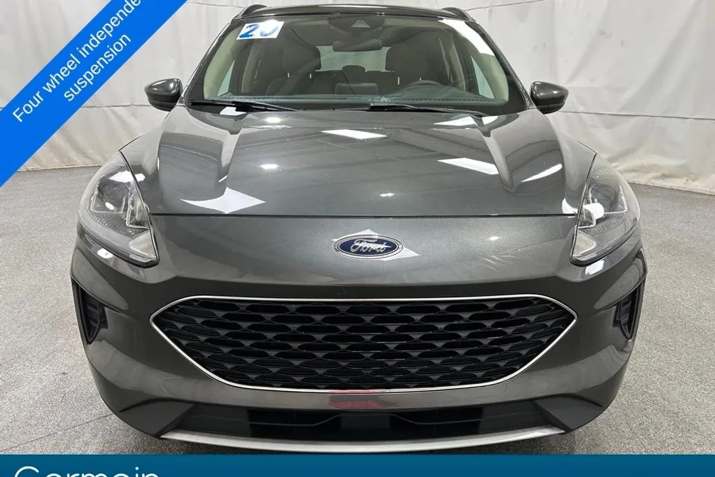 2020 Ford Escape SE photo 1