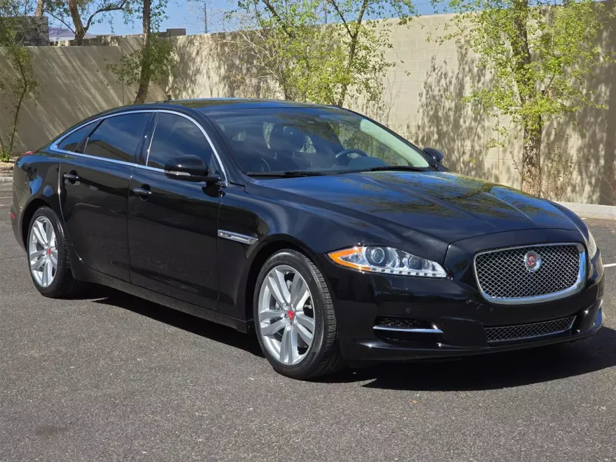 2014 Jaguar XJ XJL Portfolio photo 1
