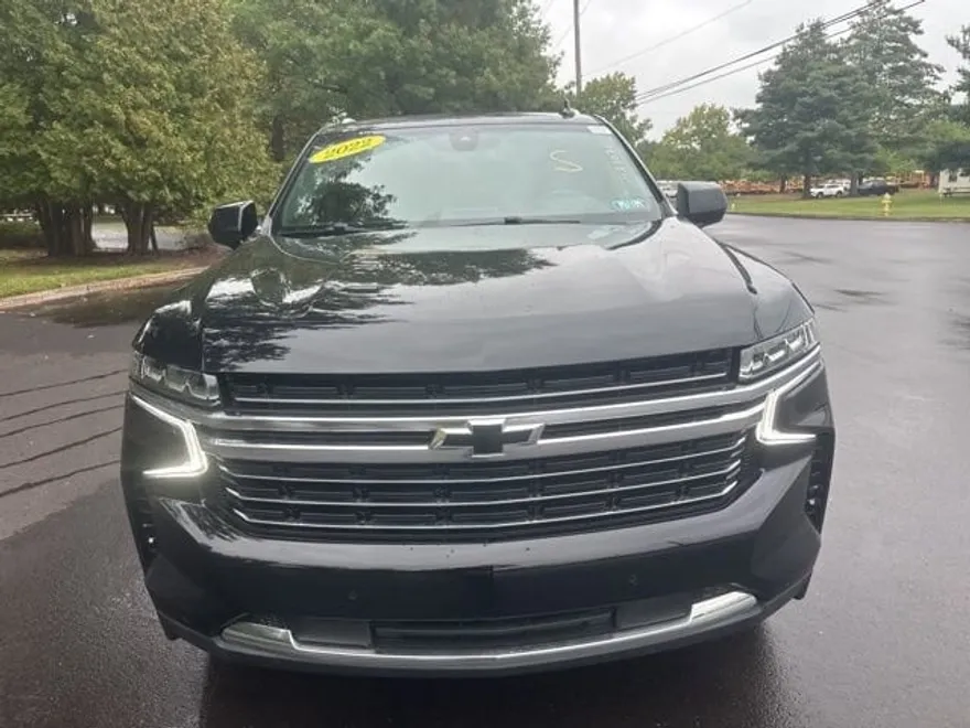 2022 Chevrolet Tahoe LT photo 1