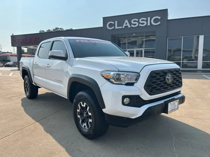 2022 Toyota Tacoma TRD Off-Road photo 1