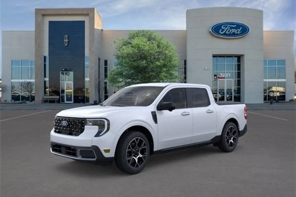 2025 Ford Maverick Lariat photo 1