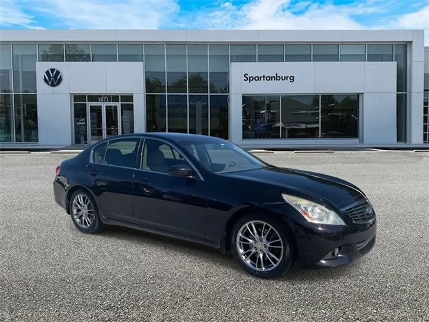 2012 Infiniti G37 Journey photo 1