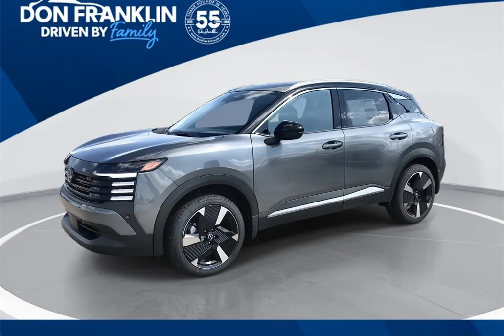 2025 Nissan Kicks SR photo 1