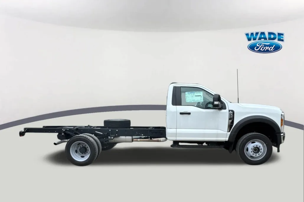 2024 Ford F-550 XL photo 1