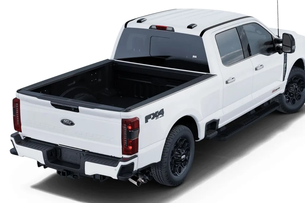 2025 Ford F-250 Lariat photo 1