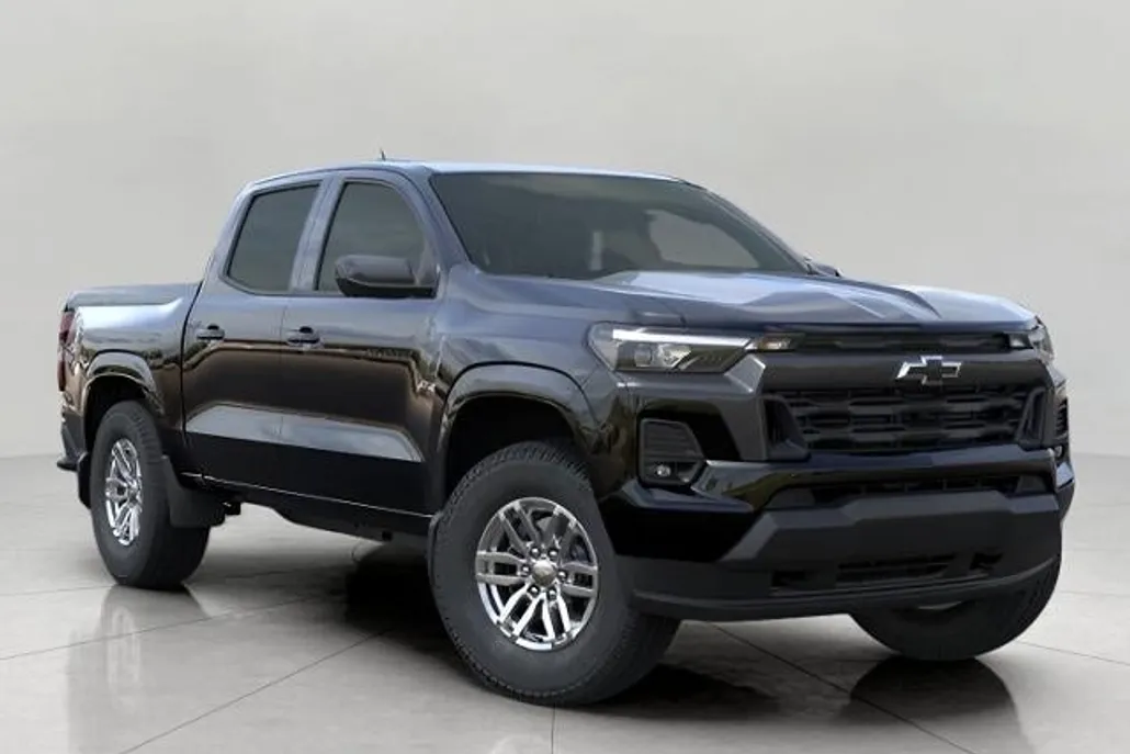 2025 Chevrolet Colorado Work Truck LT photo 1