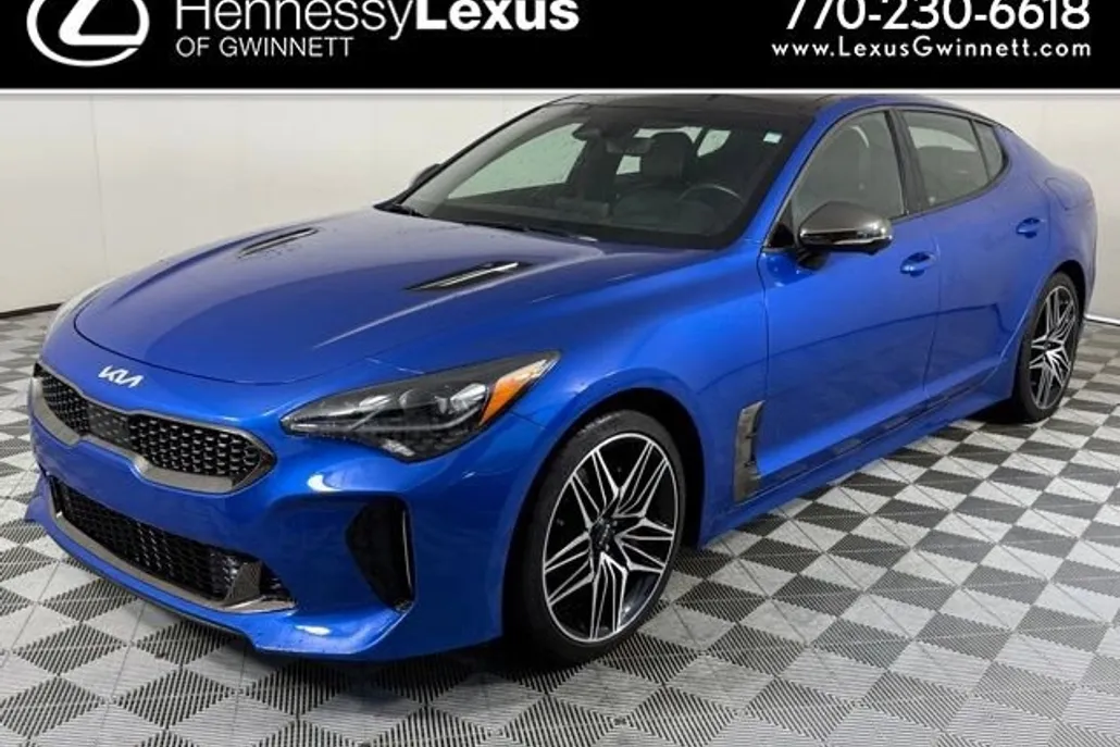 2022 Kia Stinger GT2 photo 1