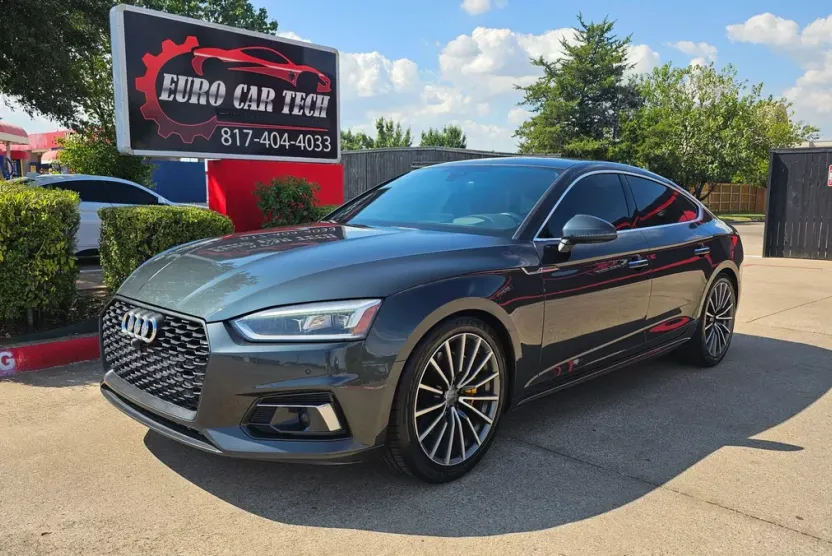 2018 Audi A5 Prestige photo 1