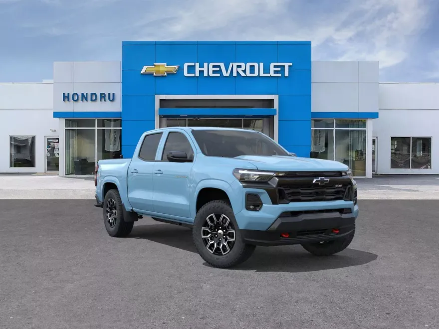 2025 Chevrolet Colorado Z71 photo 1