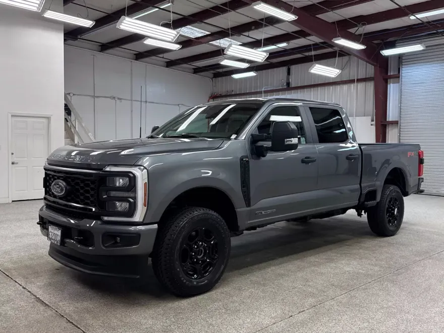 2024 Ford F-250 XL photo 1