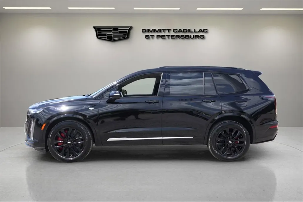2025 Cadillac XT6 Sport photo 1