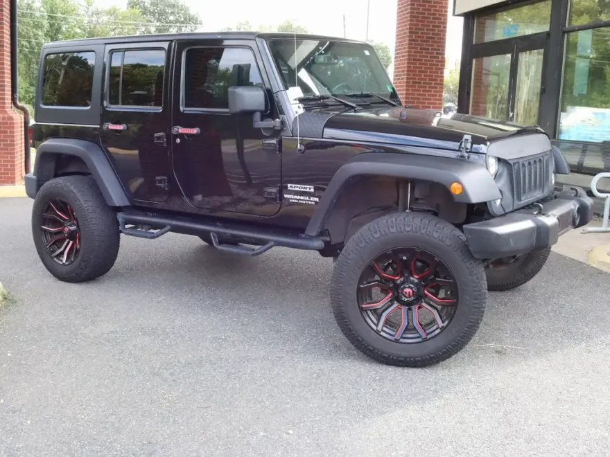 2017 Jeep Wrangler Unlimited Sport photo 1
