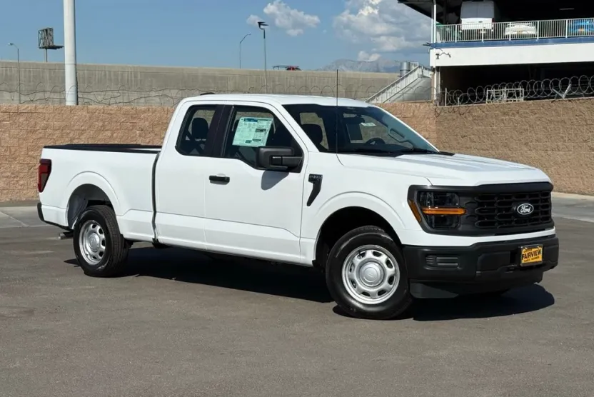 2025 Ford F-150 XL photo 1