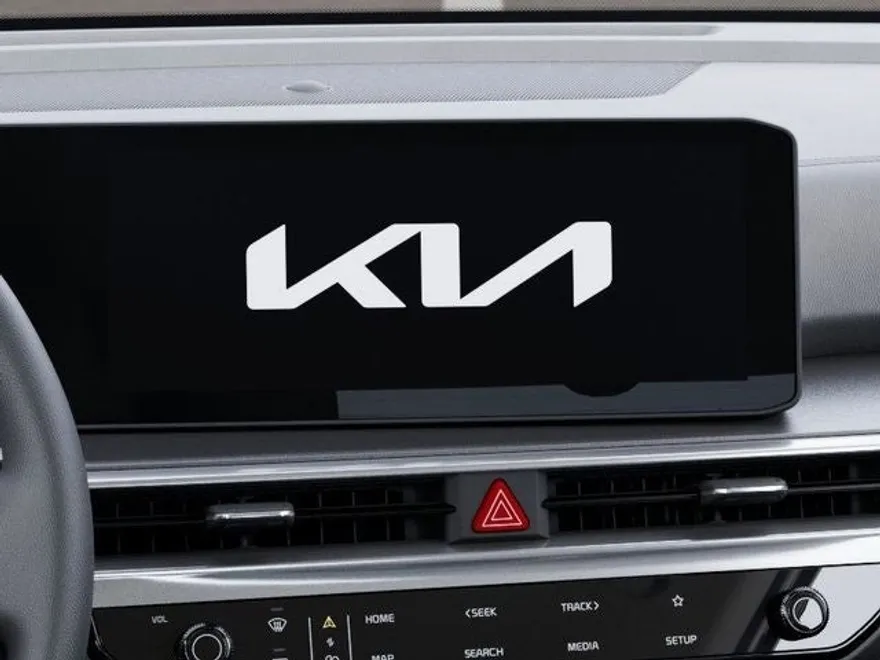 2025 Kia Sorento LX photo 18