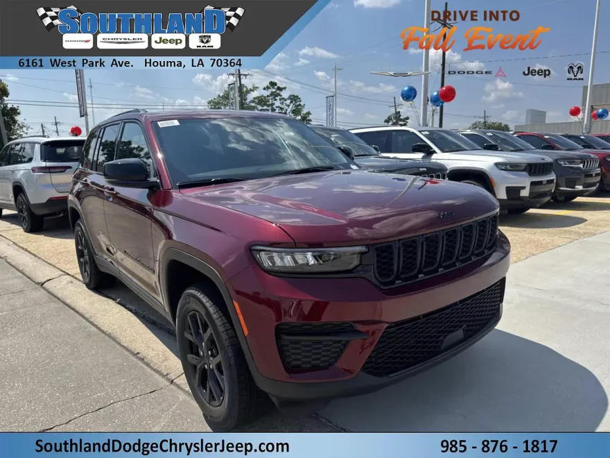 2025 Jeep Grand Cherokee Altitude photo 1