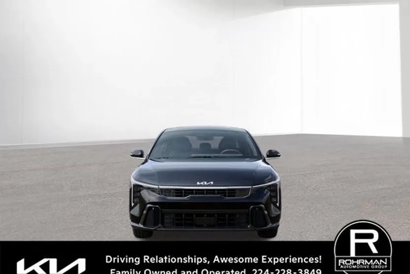 2025 Kia K4 GT-Line photo 1