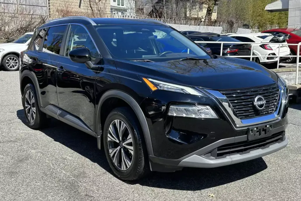 2022 Nissan Rogue SV photo 1