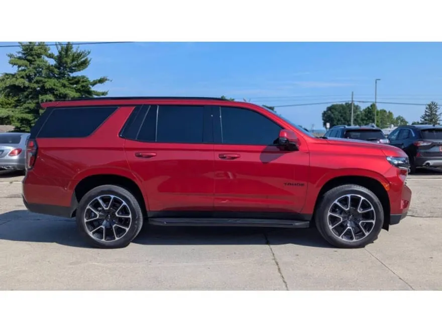 2023 Chevrolet Tahoe RST photo 1