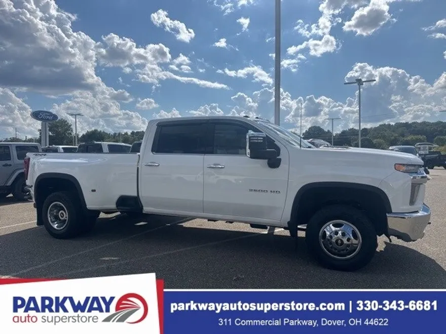 2020 Chevrolet Silverado 3500HD LTZ photo 1