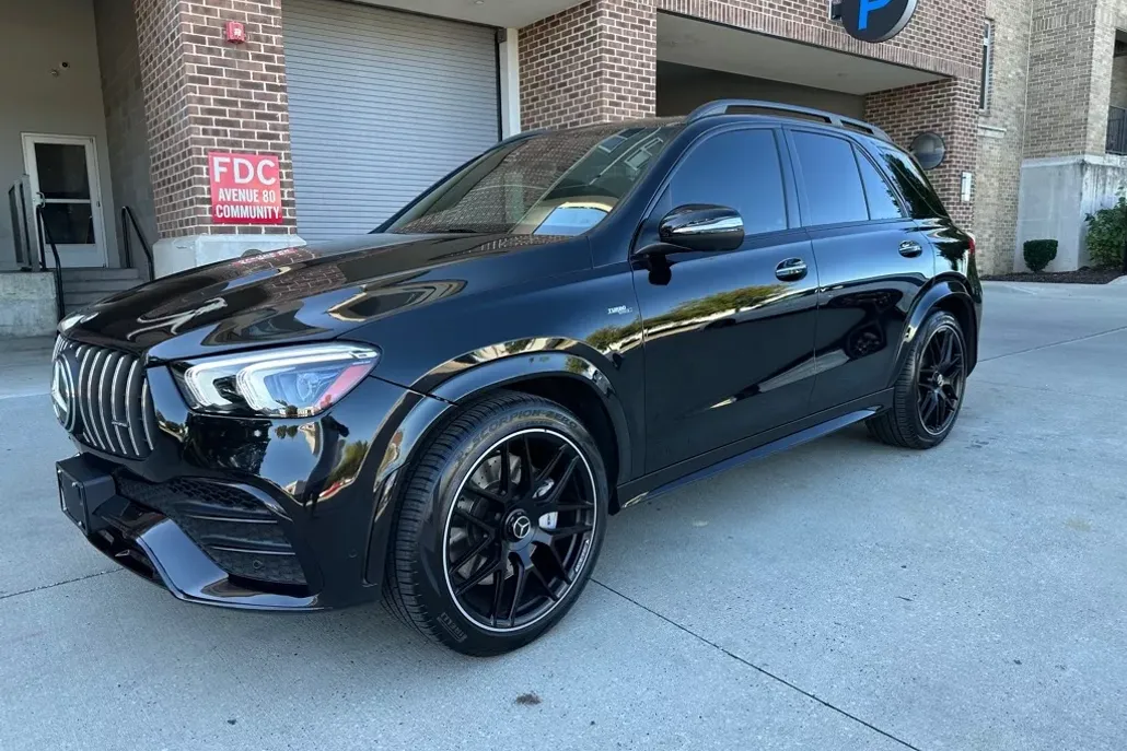 2023 Mercedes Benz GLE 4MATIC photo 1