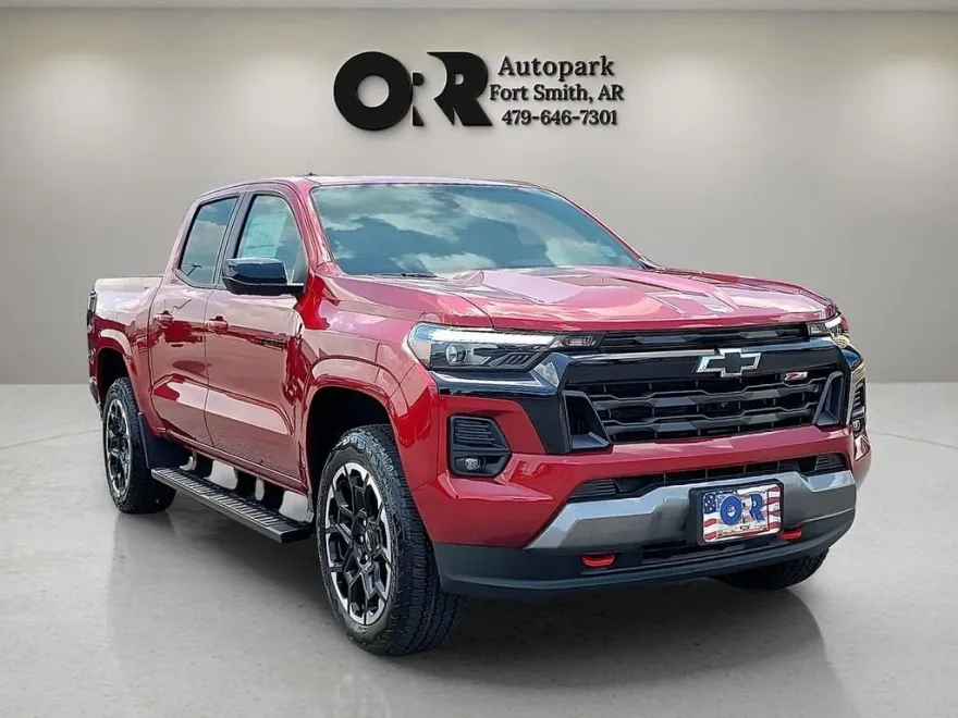 2026 Chevrolet Colorado Z71 photo 1